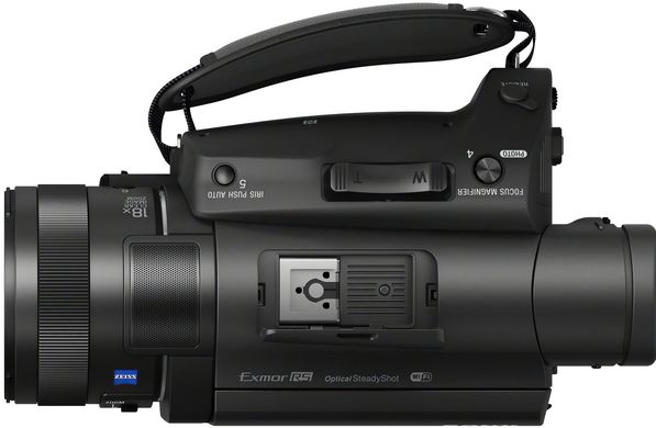 Відеокамера SONY FDR-AX700 Black (FDRAX700B.CEE), Чорний; Чорний